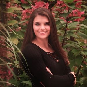 Meet your Posher, Hannah